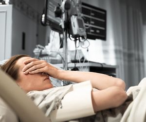 Ból po operacji może być początkiem. Kto jest narażony na uzależnienie od leków?