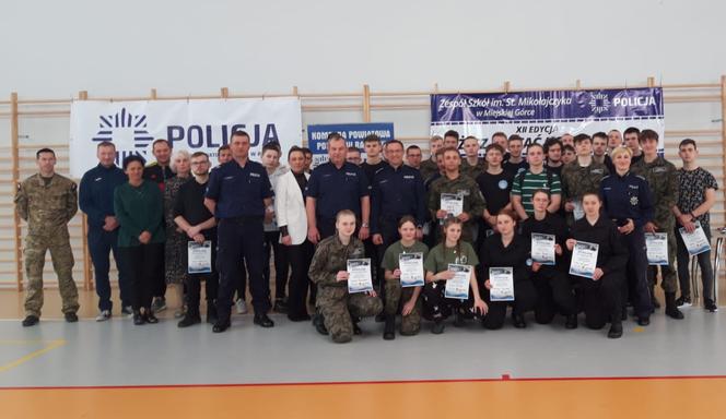 Dwaj uczniowie zasiądą w fotelach szefów policji w Rawiczu