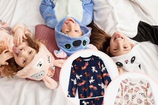 Nadszedł czas na ciepłe piżamy. Przejrzałyśmy gazetki, sprawdź, co wypatrzyłyśmy w sklepach!