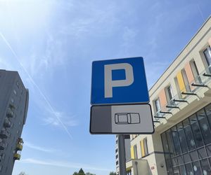 Więcej mieszkań, mniej parkingów? Kontrowersyjne plany rządu 