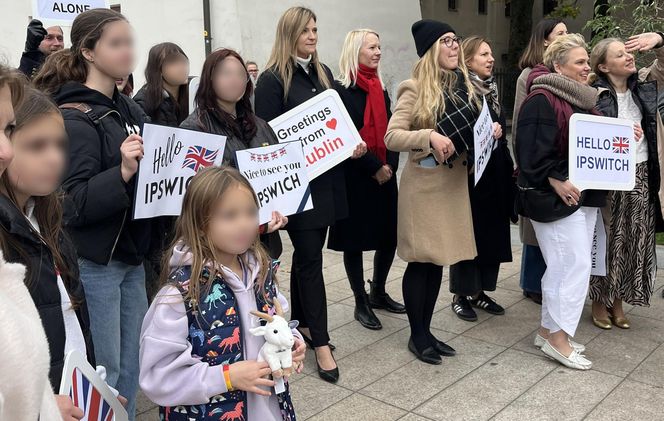 Lublin połączył się z Wielką Brytanią! Portal na Placu Litewskim pokazuje teraz Ipswich