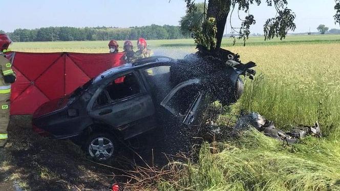 To kibic WIDZEWA spłonął w aucie pod Zgierzem