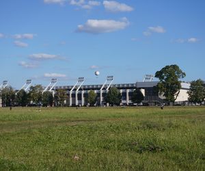 Błonia, widok na stadion Cracovii