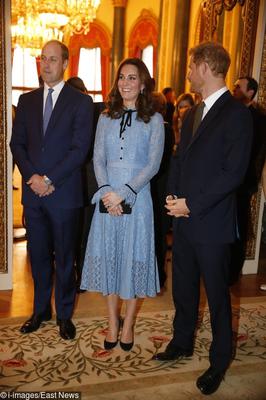 Kate Middleton w trzeciej ciąży. Pierwsze publiczne wyjście księżnej. Widać brzuszek?