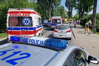 Auto uderzyło w drzewo i stanęło w płomieniach. Spłonęły trzy osoby!