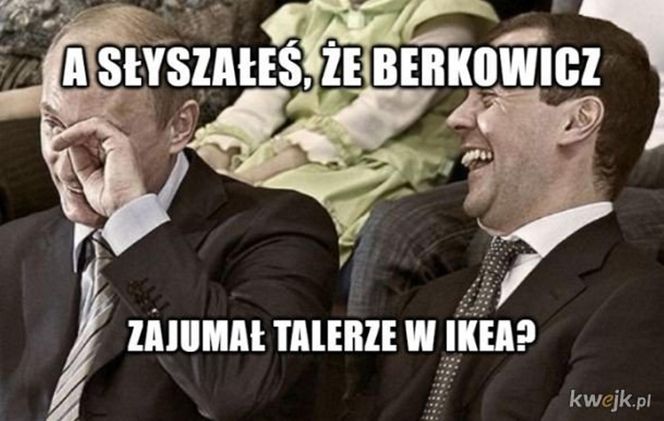 Poseł Konrad Berkowicz ujęty w sklepie IKEA. Internauci mają używanie. Najlepsze MEMY