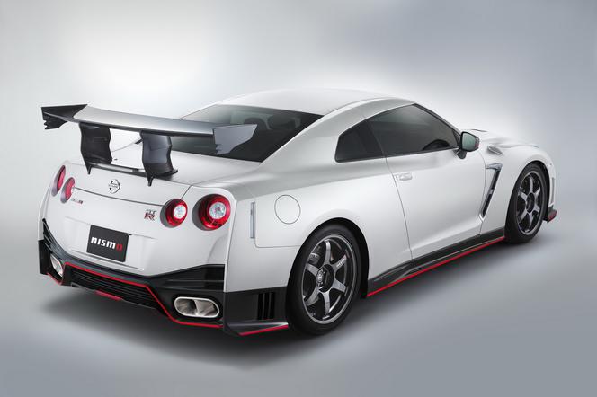 Nissan GT-R NISMO N Attack Package