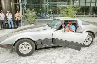 Znaleźli skradzioną Corvette po 33 latach! Właściciel się popłakał - WIDEO