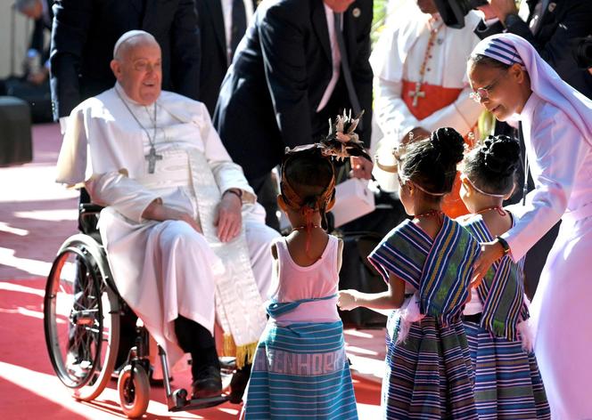 Tak kochają papieża Franciszka. Całe miasto opustoszało, wszyscy idą na mszę. Może być niemal milion osób!