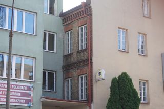 To najpiękniejsza kamienica w Białymstoku. Ceglana fasada z XIX wieku błyszczy do dziś