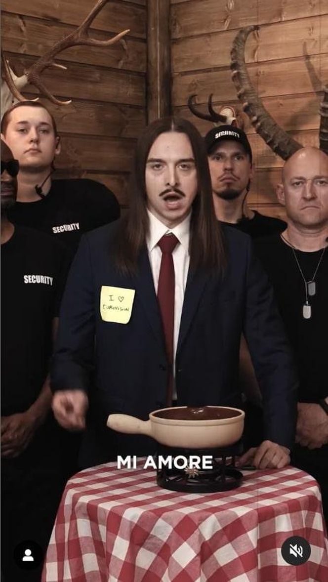 Kontrowersje wokół Tommy'ego Casha i piosenki "Espresso Macchiato". Z artystą występuje Polak!