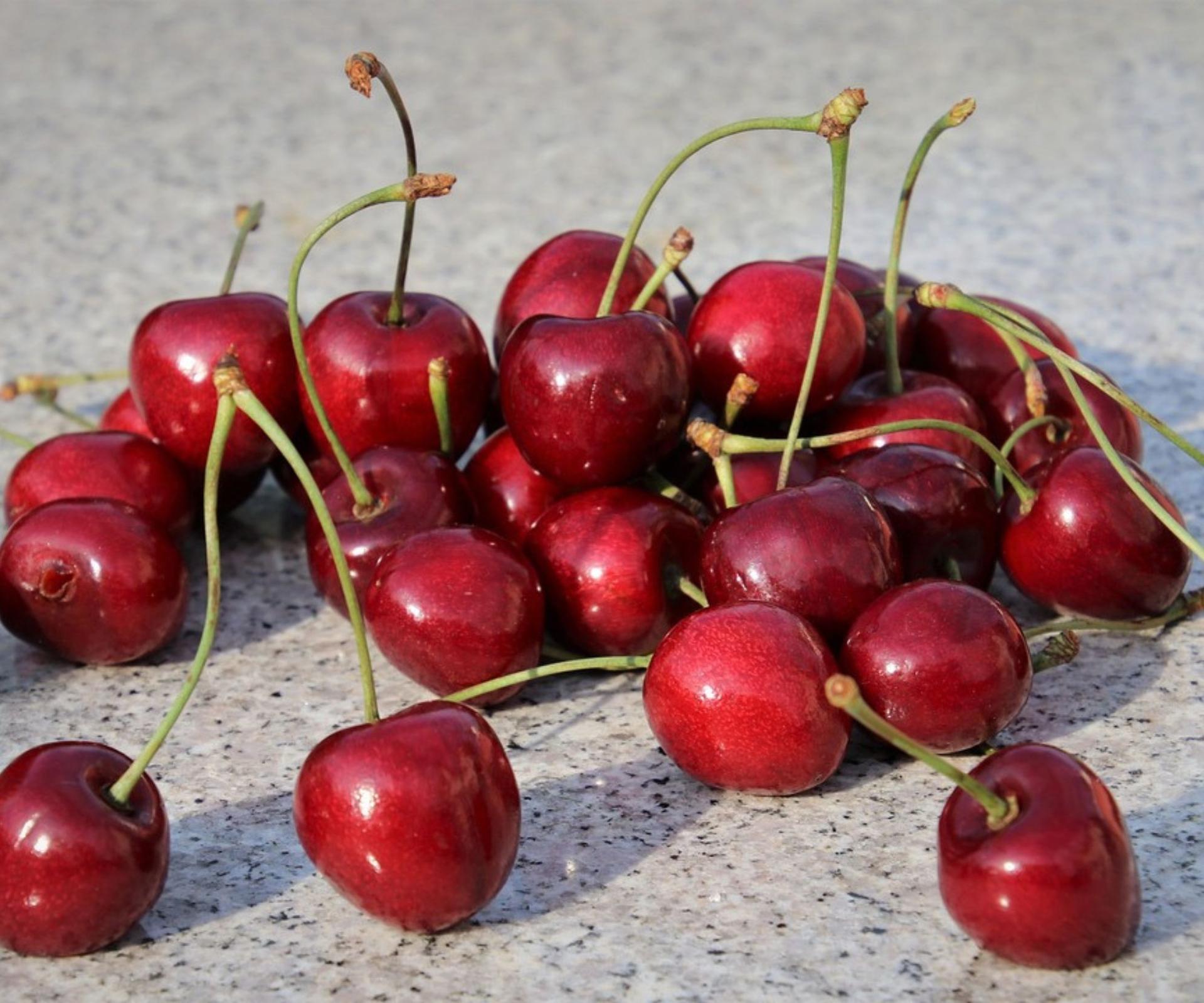 Cherries for PLN 100!  Horrendous fruit prices