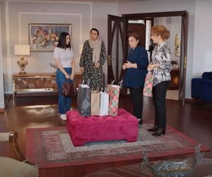 Kuzey zabiera Bahar na zakupy i kupuje jej drogie ubrania.