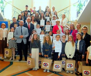 Podsumowanie konkursów w ramach kampanii profilaktycznej Widzę-Rozmawiam-Reaguję w Siedlcach