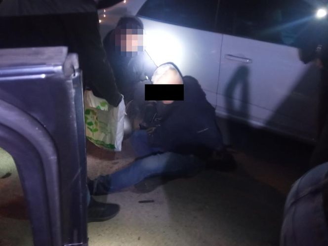 Kobra dorwała „Kaszankę”. Jechali skradzionym fordem. Czołowo wbili się w radiowóz