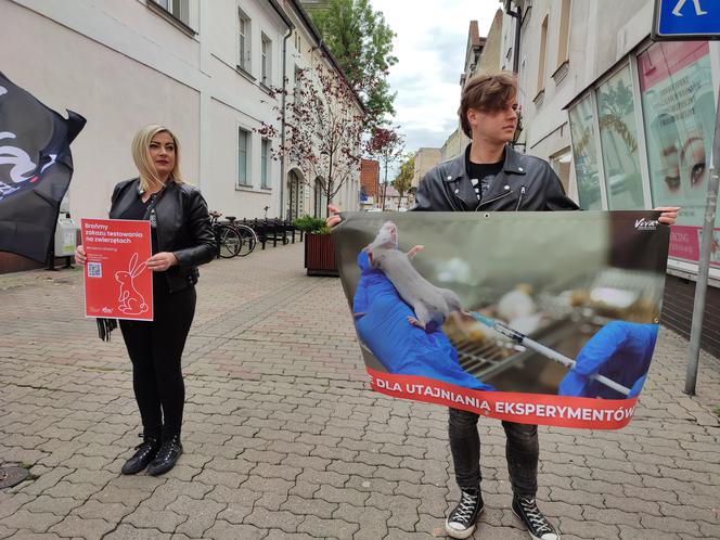 Fundacja VIVA protestuje w Lesznie