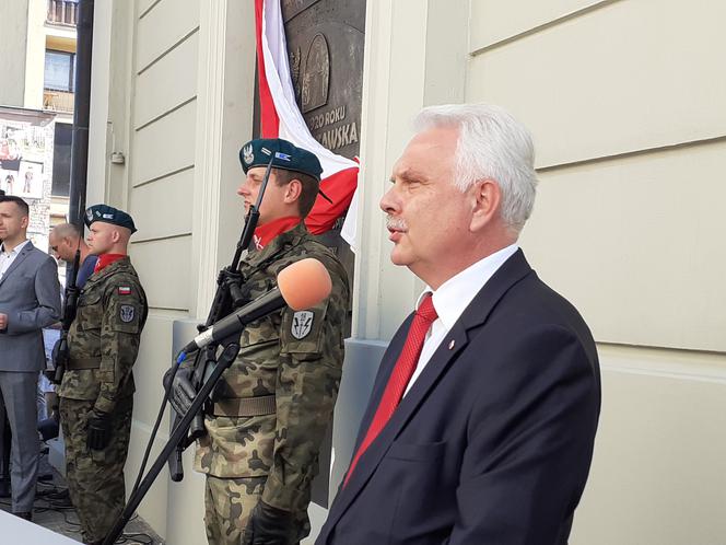 Odsłonięcie tablicy upamiętniającej 100-lecie Cudu nad Wisłą