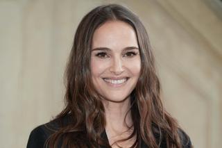 Natalie Portman na pokazie Dior Haute Couture Spring/Summer 2024 