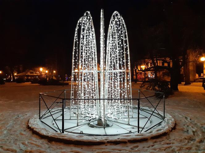 Nowy Sącz zmienił się na święta. Jest kolorowo i bajkowo 