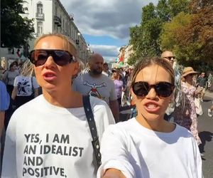 Maja Bohosiewicz, Sonia Bohosiewicz, Anita Sokolowska wspierają Palestynę