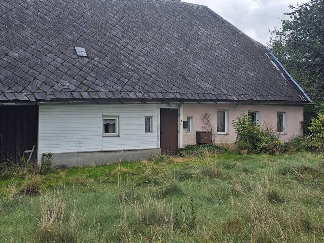 "Dostrzec, zrozumieć, ocalić – Domy przysłupowe". Projekt inwentaryzacji domów przysłupowych zainicjowany przez Małgorzatę Maszkiewicz (Dolina Domów Przysłupowych) - powstała bogata dokumentacja oraz zdjęcia