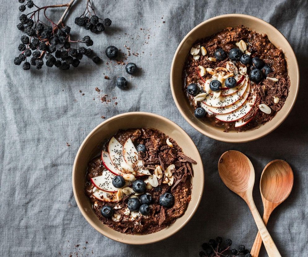 owsianka z czekoladą i masłem orzechowym