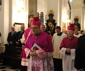 Nuncjusz Apostolski w bazylice św. Floriana: Nasza miłość do Jezusa musi przejawiać się w trosce o ludzi