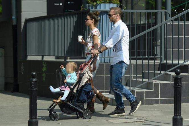 Jest tatą w życiu, chce być ojcem w serialu