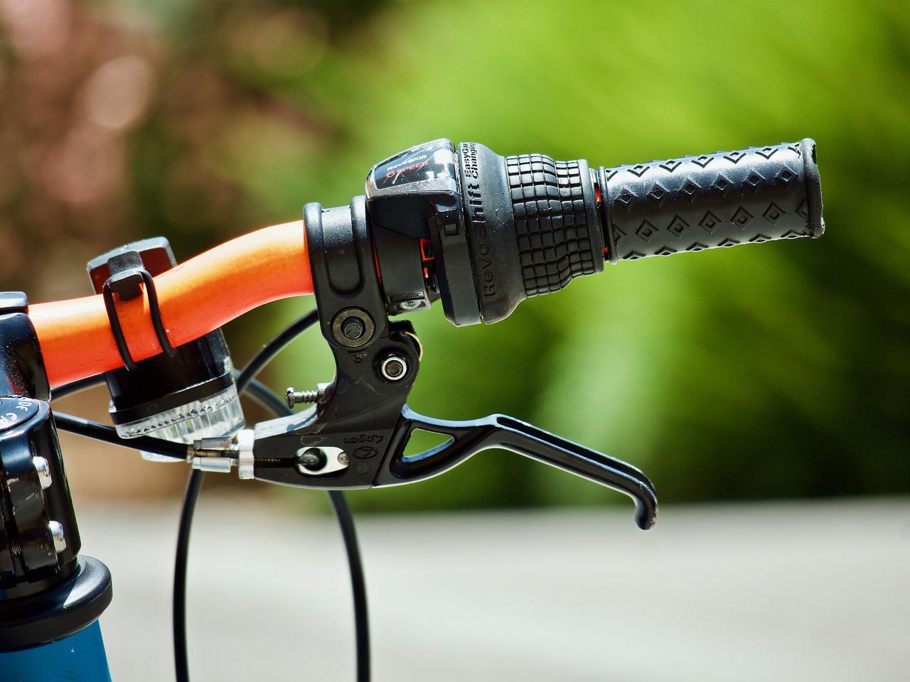  Kosztowna jazda rowerem 