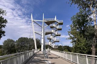 Kładka pieszo-rowerowa w Owińskach już otwarta