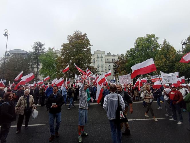 Demonstracja zwolenników PiS