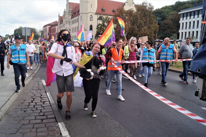 II Marsz Równości w Bydgoszczy pod hasłem "Wybierz miłość” [ZDJĘCIA]