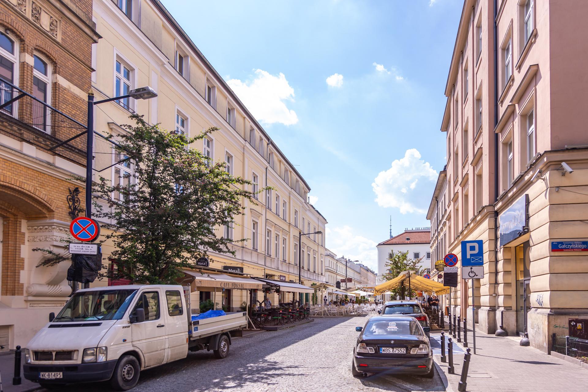 Kamienice przy ul. Foksal w Warszawie