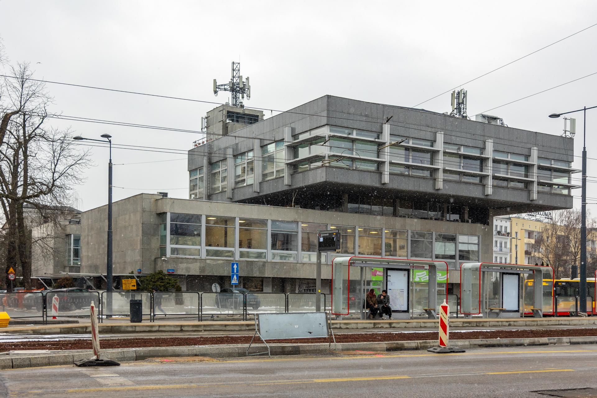 Uniwersus w Warszawie