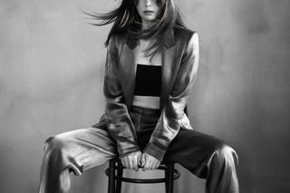 Magdalena Tul w duecie z córką! Klip do numeru Lustro to czysta magia