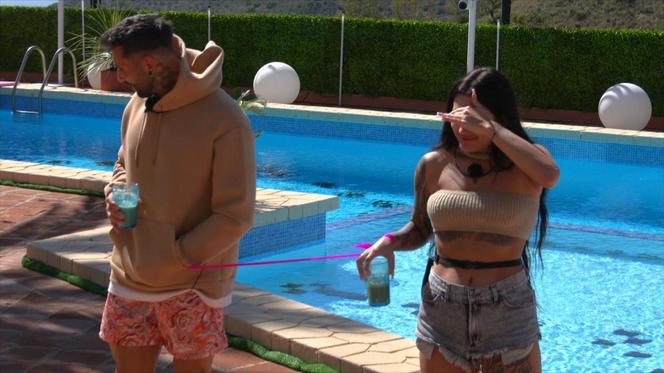 Love Island 9: Emi popełniła największy życiowy błąd? Widzowie nie mają złudzeń