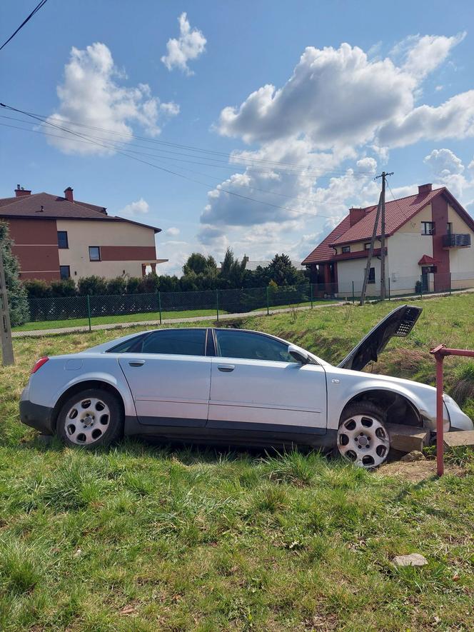 Wypadek w Tychowie. Poszkodowany kierowca Audi 