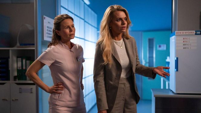 Na dobre i na złe odc. 959 finał sezonu. Agata Woźnicka (Emilia Komarnicka), Kinga Lipska (Magdalena Kumorek)