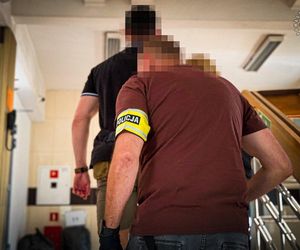 Małżeństwo prowadziło agencję towarzyską. Prali brudne pieniądze i czerpali korzyści z nierządu