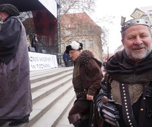 Kiermasz i inscenizacja na Placu Wolności z okazji Kaziuka Wileńskiego