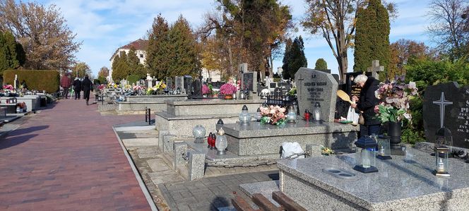 Przygotowania do Wszystkich Świętych Zamość