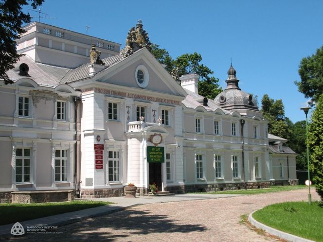TOP 5 zamków i pałaców w Podlaskiem