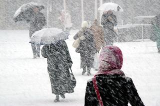 Powrót zimy, śnieżyce dają w kość! Synoptyk IMGW: Strefa opadów przejdzie przez cały kraj