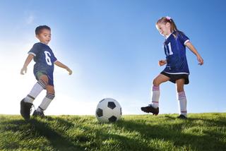 Zajęcia sportowe dla dzieci: jakie przynoszą korzyści i jak często ćwiczyć?