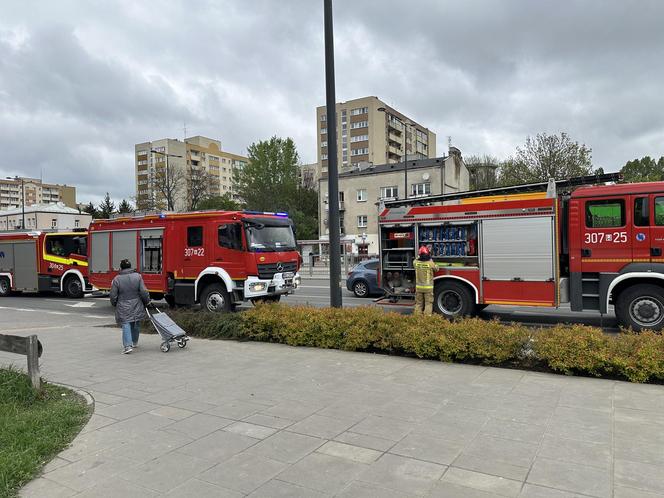 Pożar w metrze! Ewakuacja pasażerów, 5 stacji zamkniętych