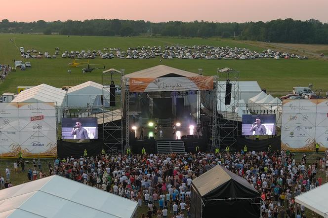 Zenek i upał rozgrzały publiczność. Tak wyglądały Dożynki Wojewódzkie 2023 w Radawcu