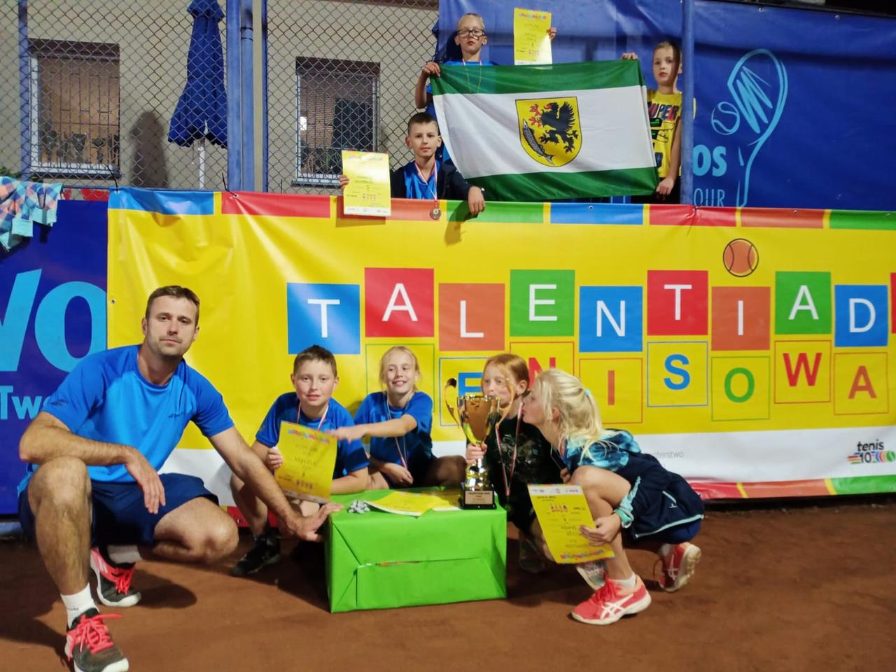 Tenisiści ze Szczecinka na podium [FOTO]