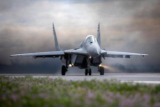 Serbskie samoloty i francuskie Rafale 