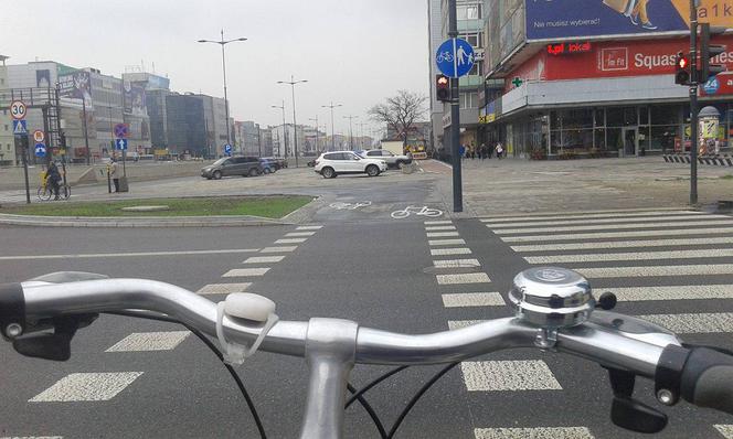 Łódź: Chodnikowa cwaniara, czyli... jak nie jeździć rowerem po mieście [WIDEO]. ZOBACZCIE to nagranie!
