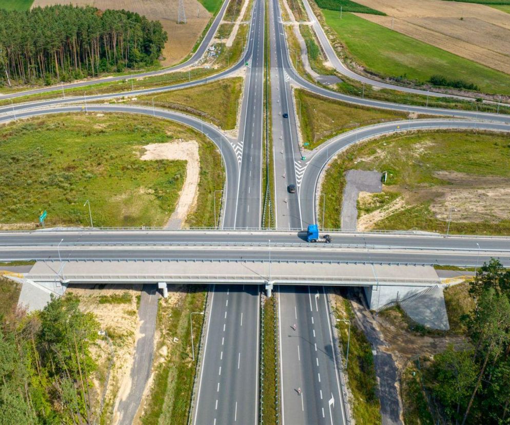 Tak powstaje druga nitka kluczowej obwodnicy S61 w Podlaskiem. Zobacz przebieg pracy!